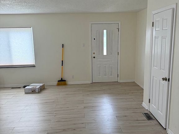 2nd image of 5606 Eula Ave