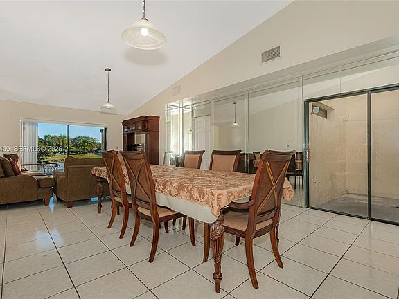 2nd image of 840 SW 120th Way