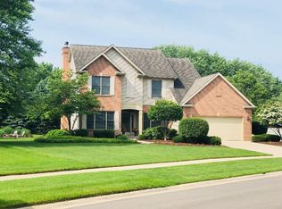 1472 Old Farm Ln, Saint Joseph, MI 49085