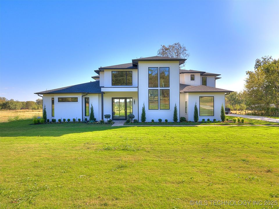 house リスト ② 770 Empress Dr, Lake Havasu City, AZ 86403 | Zillow