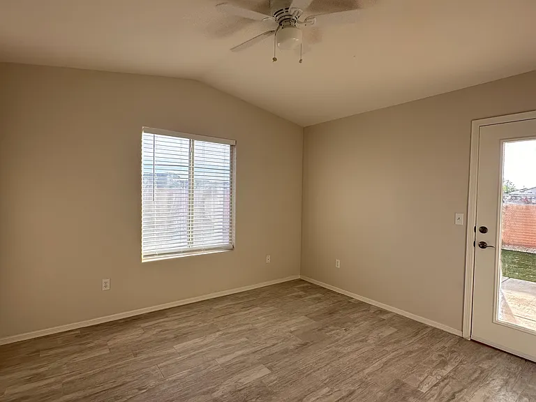 2949 San Miguel Avenue Las Cruces — Photo 11