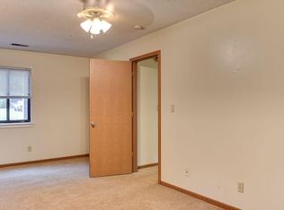 1419 McCain Ln, Manhattan, KS 66502