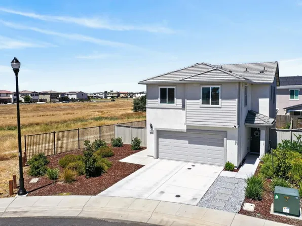 2193 Shady Tree Cir, Roseville, CA 95747