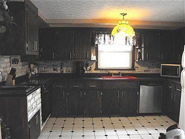 5th image of 1055 Yolanda Dr