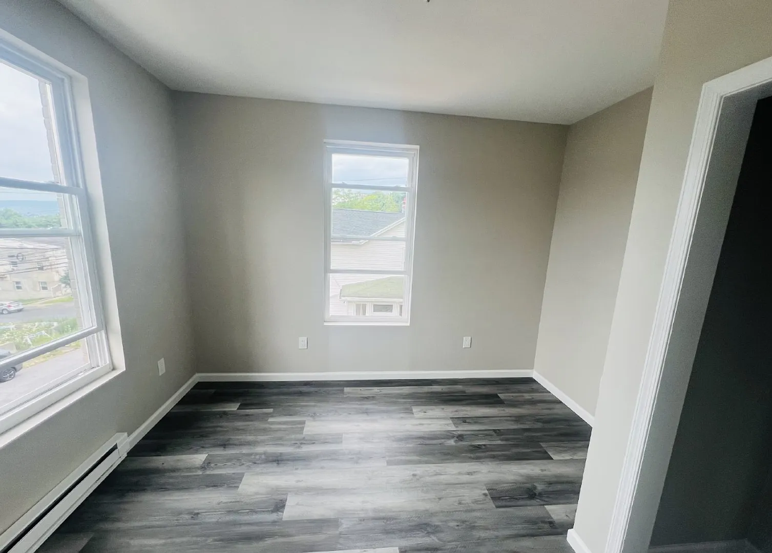 1513 Vine Street — Photo 3