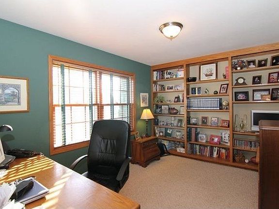 3rd image of 2903 Melissa Cir