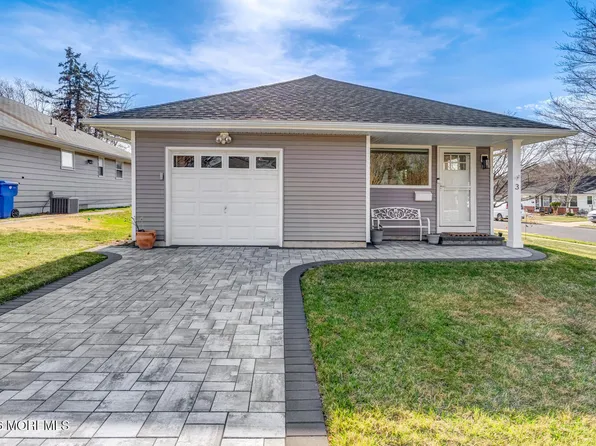 3 Mount Katadin Drive, Toms River, NJ 08753