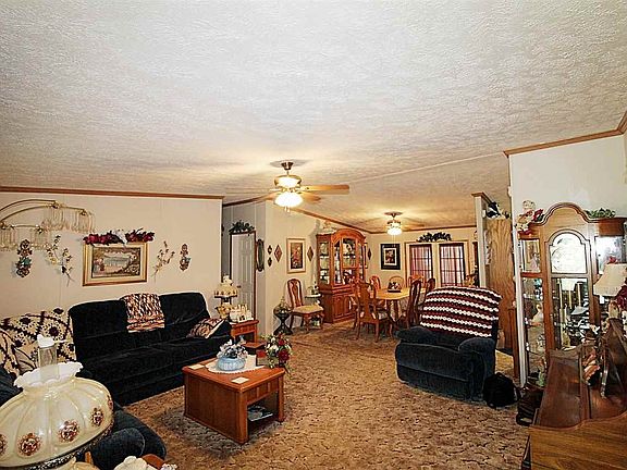 3rd image of 118 Lara Ln