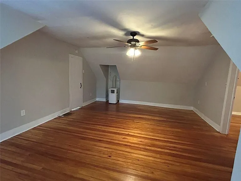 444 Burlington Rd #3 — Photo 4