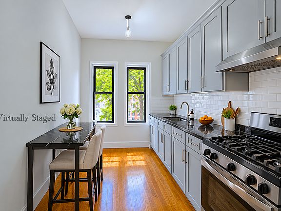 2nd image of 1623 Norman St #1