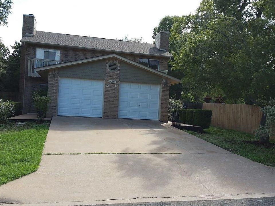 1st image of 2203 Granberry Dr #B