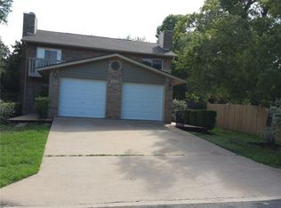 2203 Granberry Dr #B, Austin, TX 78745