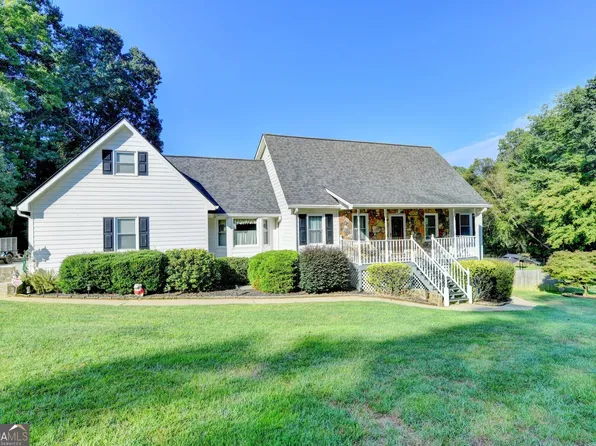 2100 Oak Village Ln, Lawrenceville, GA 30043