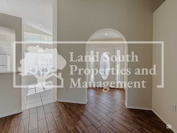 4th image of 7053 Cascades Ct