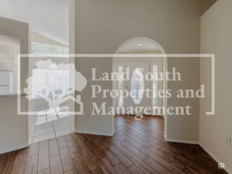 7053 Cascades Ct — Photo 4