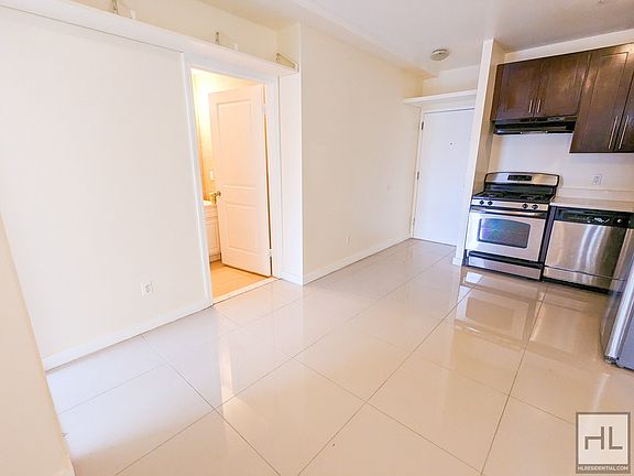 4th image of 347 Nostrand Ave APT 3F