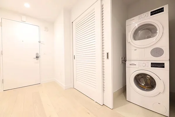 Rented by Sky View Parc Sales LLC | media 20