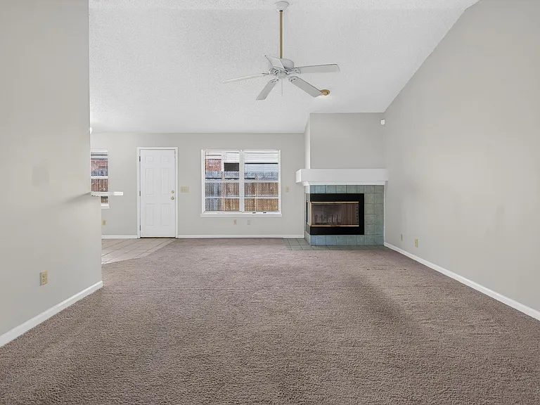 400 Ashcroft Landing Dr — Photo 11