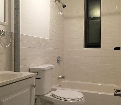 4th image of 249 13th St APT 18