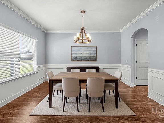 5th image of 106 Greenbriar Drive