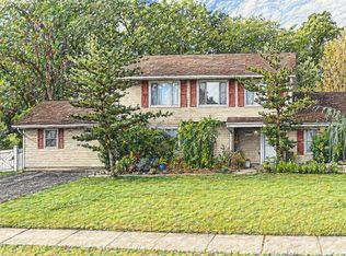 1532 Laguna Ln, Lakewood, NJ 08701