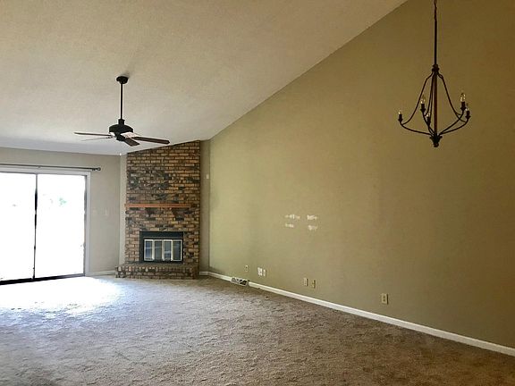 3rd image of 321 Kingswood Ct