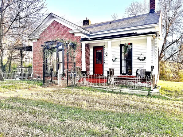 435 E College Ave, Holly Springs, MS 38635