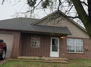 928 N Hodge St, Sapulpa, OK 74066