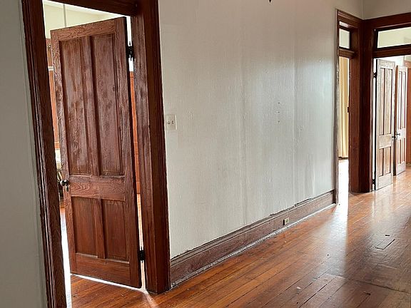3rd image of 4901 Camp St #1-1/2