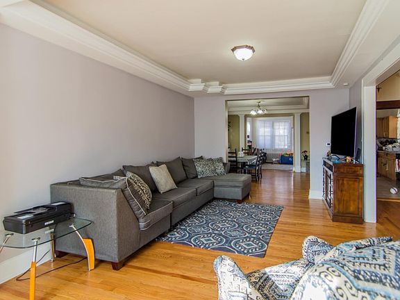 3rd image of 451 Lawton Ave