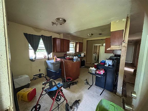2nd image of 36015 Ew #119