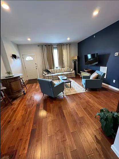 39 Throop Ave — Photo 3