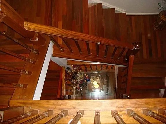 5th image of 8030 Brightwood Ct