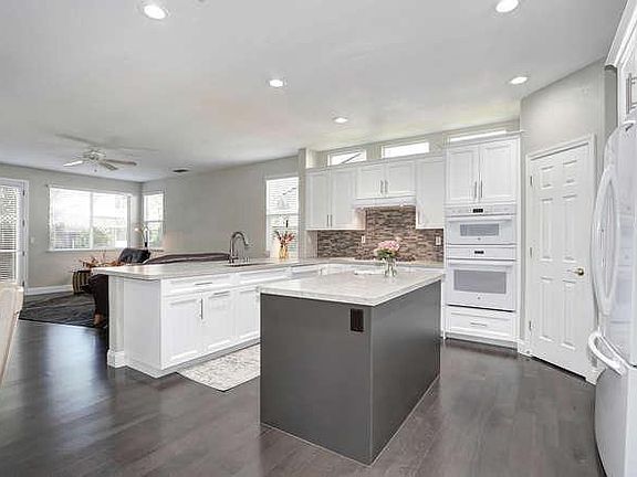 5th image of 3348 Swallows Nest Ln