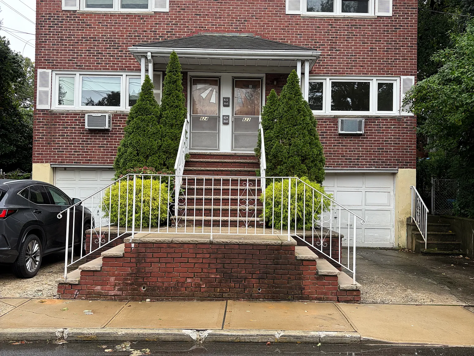 2 bed, $3,500 — Photo 1