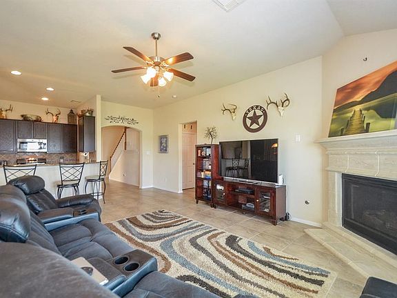 5th image of 3511 Paintbrush Dawn Ct