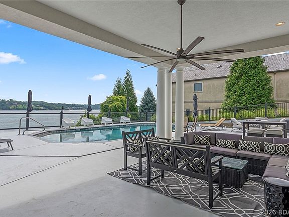 3rd image of 764 Via Del Lago Dr