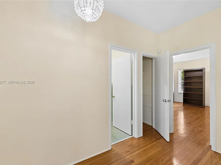 2514 E Granada Blvd — Photo 29
