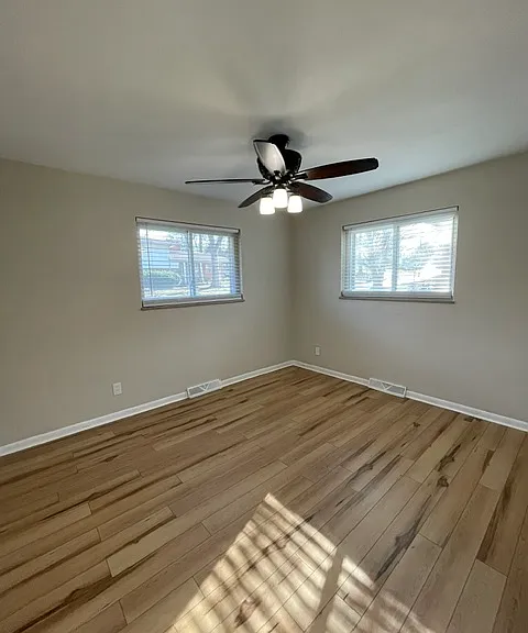 213 Columbus Dr — Photo 17