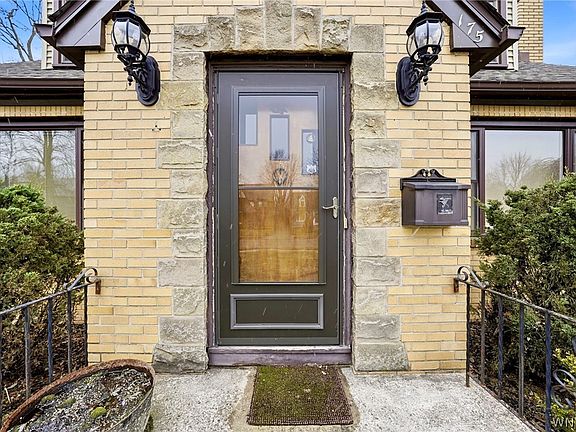 3rd image of 175 Mount Vernon Rd