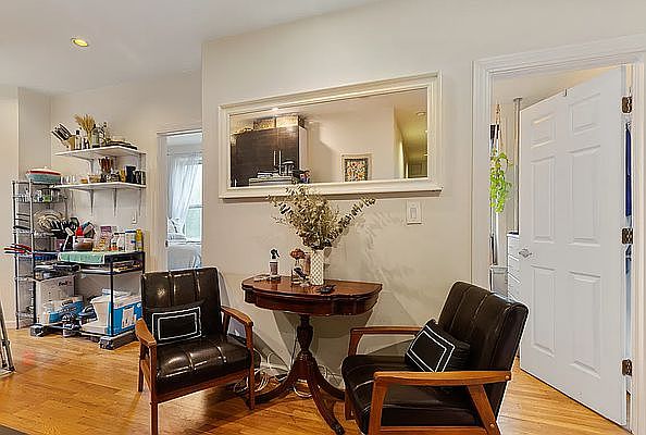 1st image of 62 Forsyth St #19