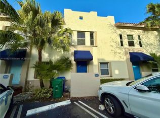 3071 Center St, Miami, FL 33133