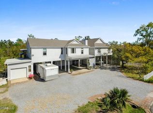 43 Good St, Bay Saint Louis, MS 39520
