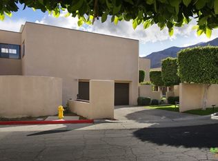 829 N Village Sq, Palm Springs, CA 92262