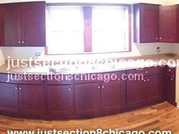 539 N Leamington Ave #1, Chicago, IL 60644