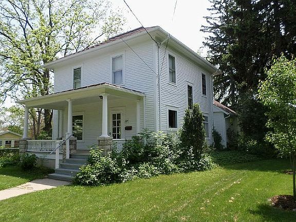 2nd image of 727 W Liberty St