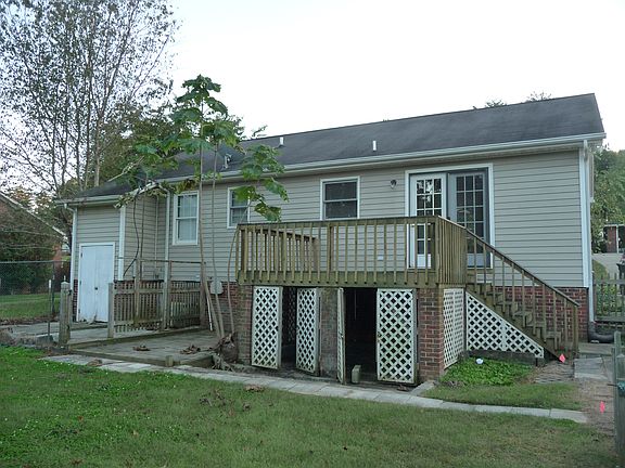 5th image of 528 W Main St