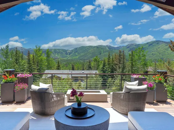 3279 American Saddler Dr, Park City, UT 84060
