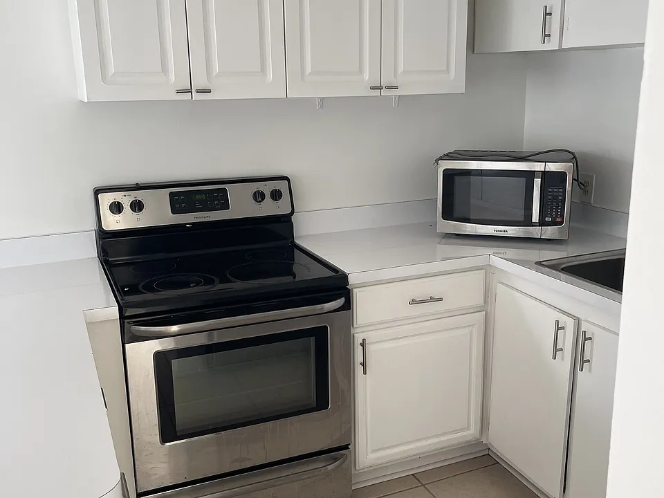 SS APPLIANCES