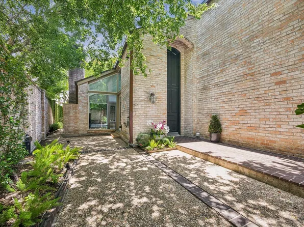 4 River Hollow Ln, Houston, TX 77027